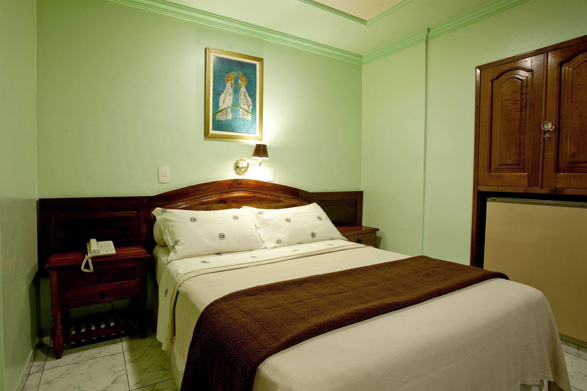 Krystal Hotel Manaus Luaran gambar